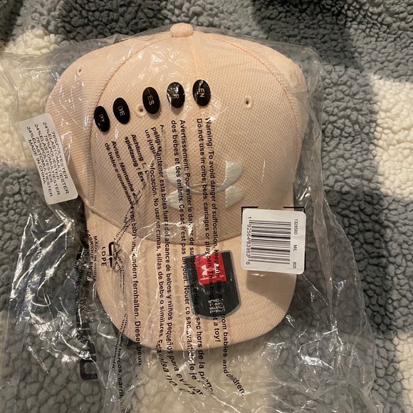 Women’s Under Armour Ball Cap M/L baby pink - Picture 11 of 11
